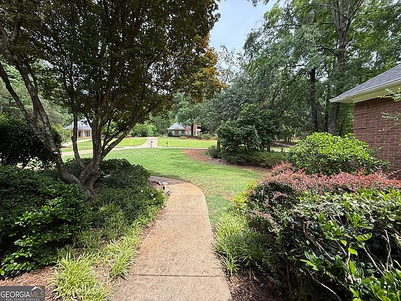 5th image of 117 Woodchase Dr