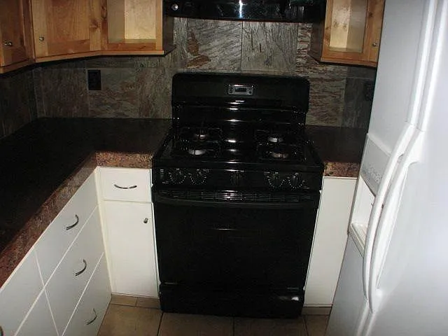 8652 Golden Ave #3 — Photo 19