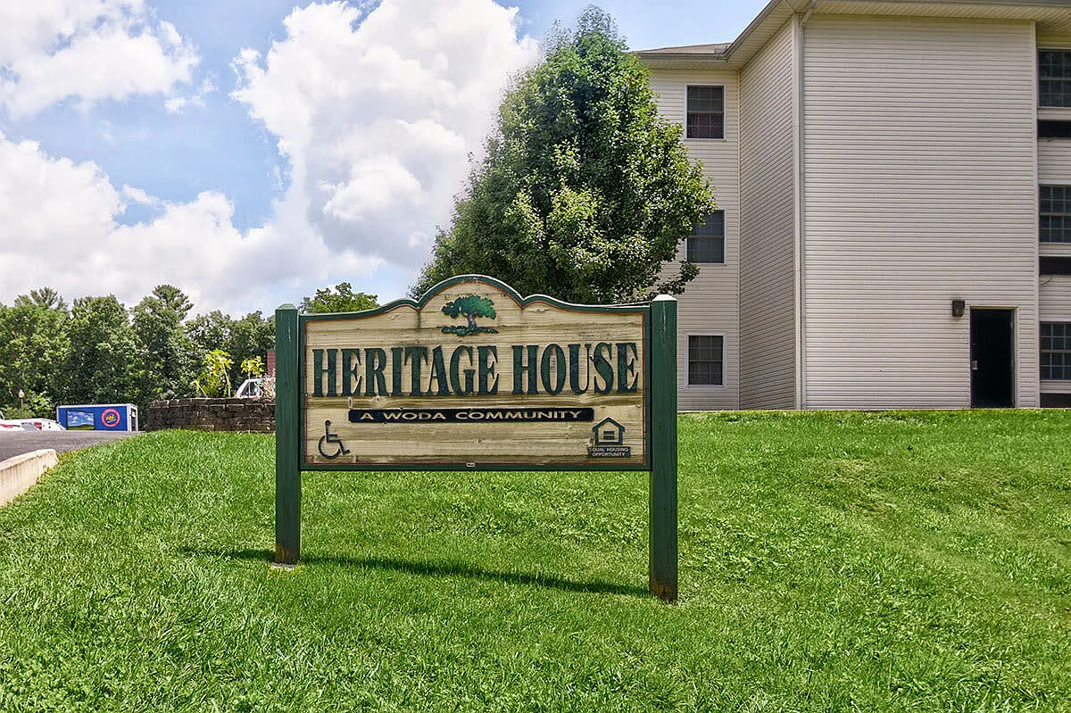 Heritage House — Photo 1
