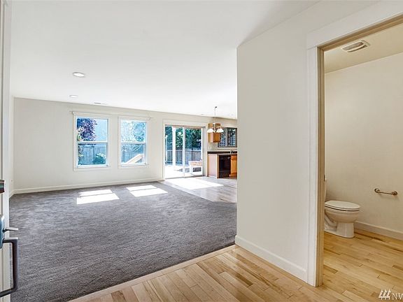 5th image of 19723 99th Street Ct E