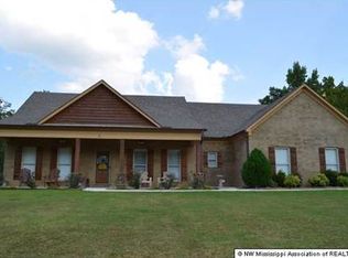82 Tucker Cv, Coldwater, MS 38618