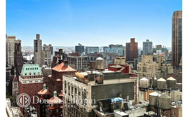 Rented by Douglas Elliman | media 24