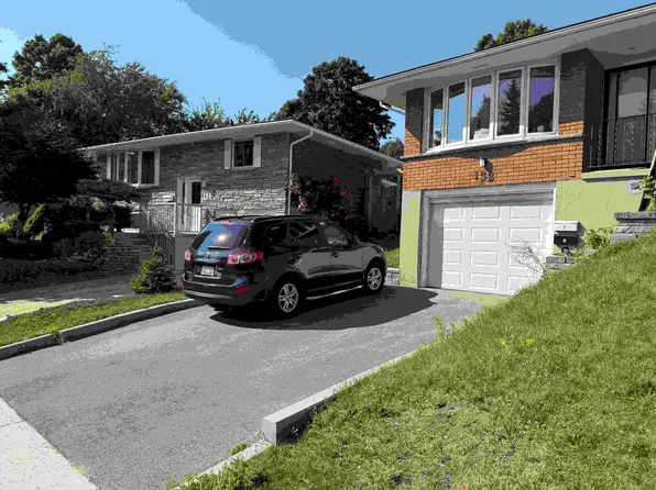 132 Briar Knoll Dr #2, Kitchener, ON N2E 2B8