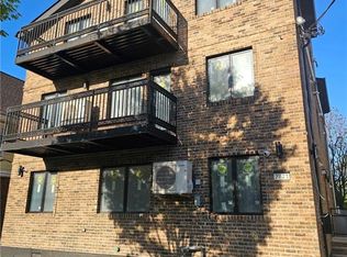 2721 E 21st St, Brooklyn, NY 11235