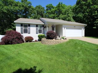 3939 Oak Valley Ct SW, Wyoming, MI 49519