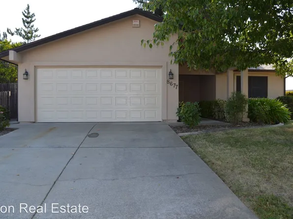 8677 Oldwoods Way, Sacramento, CA 95828