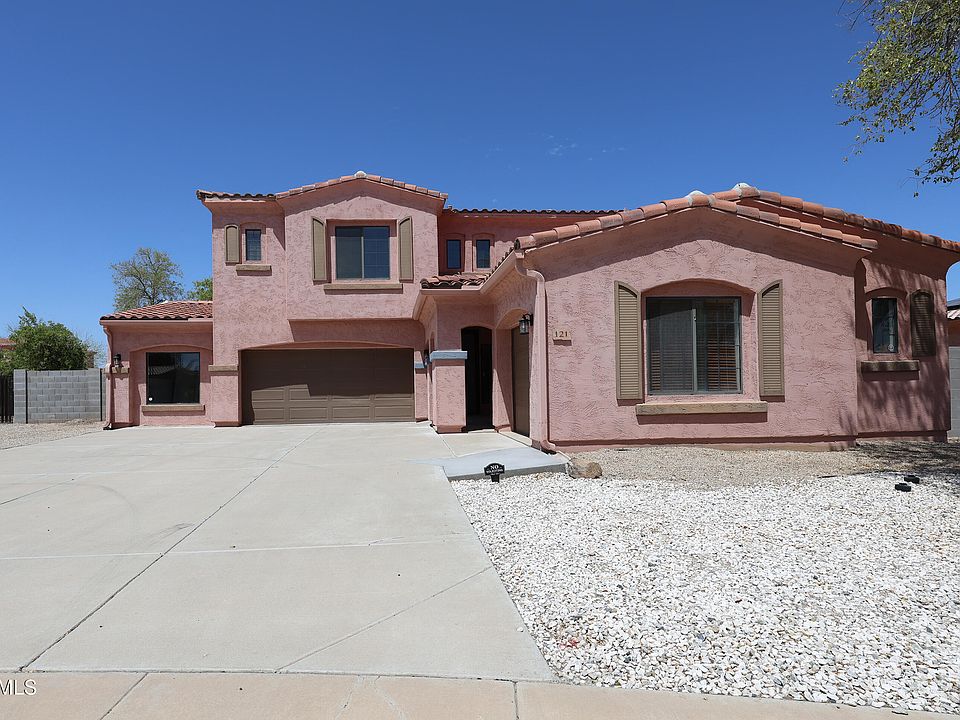 1st image of 121 N SILVERWOOD Drive
