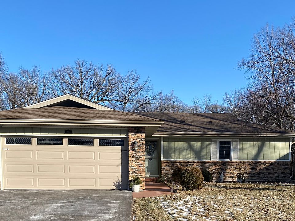 1st image of 310 N Brookshore Dr
