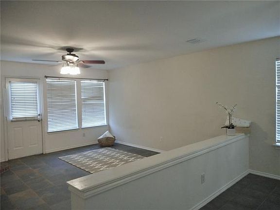 4th image of 2603 Buckskin Dr