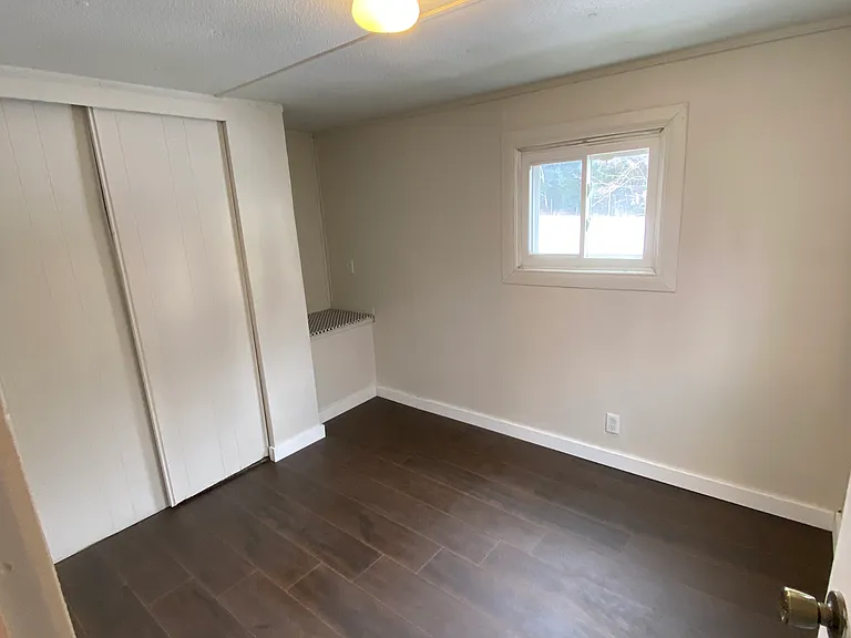 660 N Millborne Rd — Photo 8