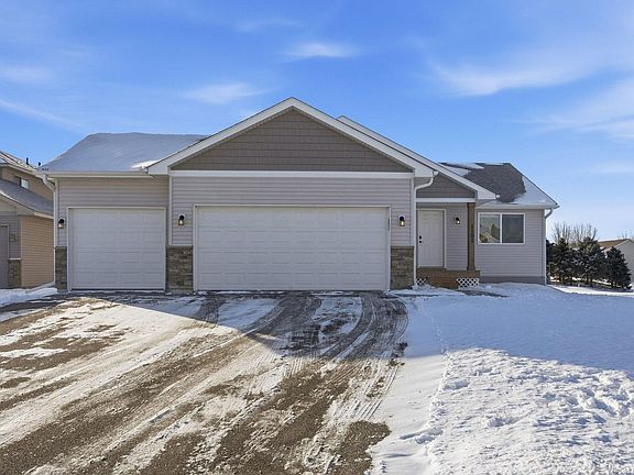 3rd image of 1101 Farmers Ln