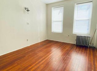 30-35 49th St #A1, Astoria, NY 11103