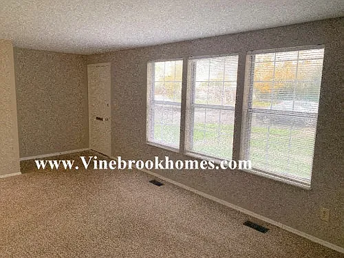 7506 Mount Whitney — Photo 2