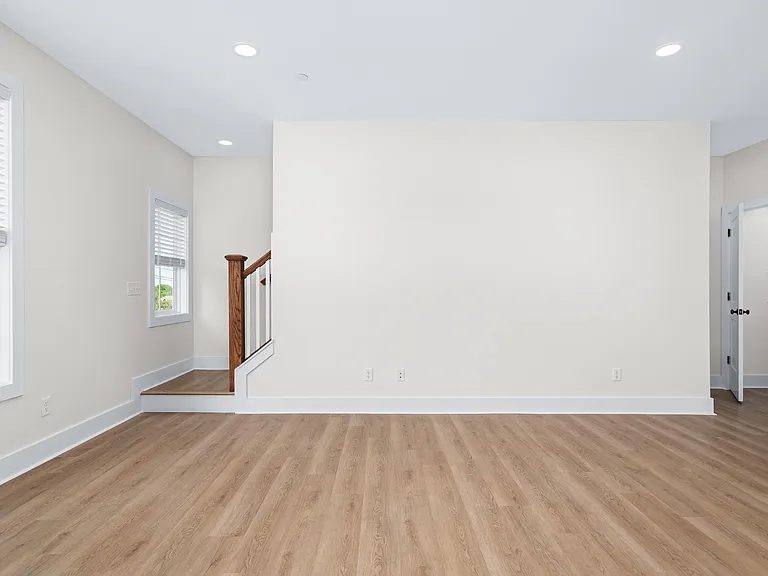 1421 Spring Pointe Ln — Photo 9