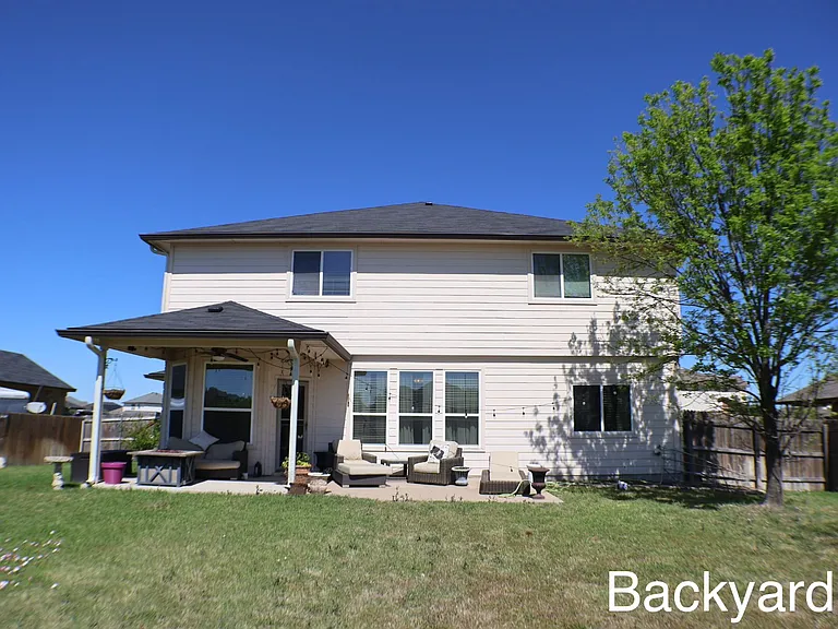 9908 Caney Creek Dr — Photo 31