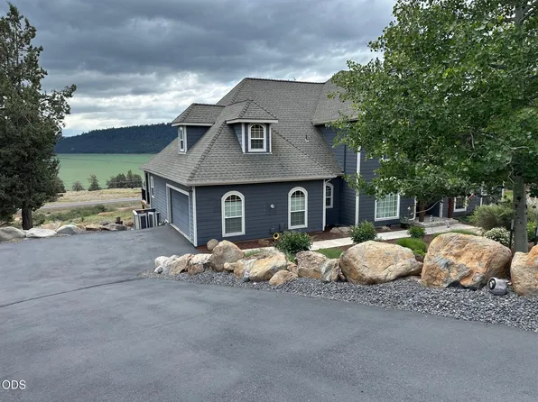 12416 Turnstone Dr, Klamath Falls, OR 97601