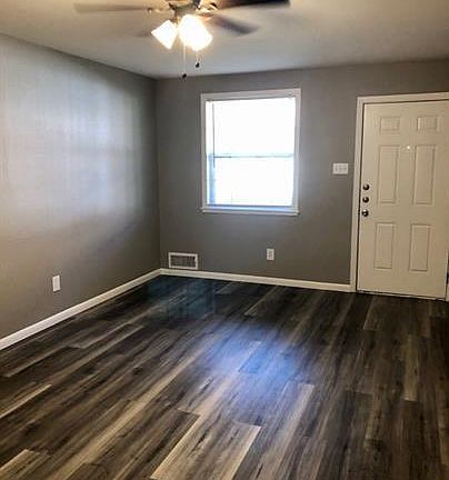 3rd image of 3430 Sockwell Blvd #10453331