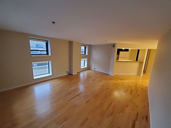 4th image of 270 E Highland Ave APT 614