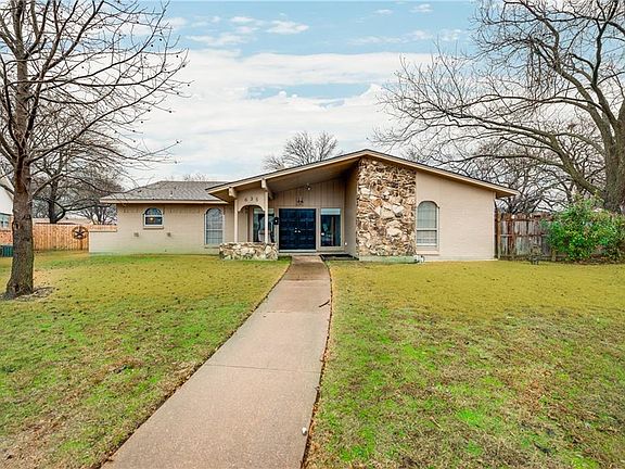2nd image of 635 Center Cir