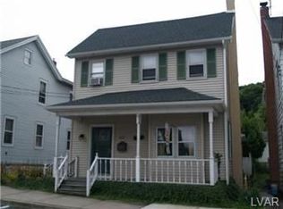 433 W Washington St, Slatington, PA 18080