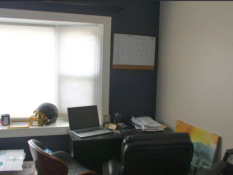 804 25th St #3 — Photo 3