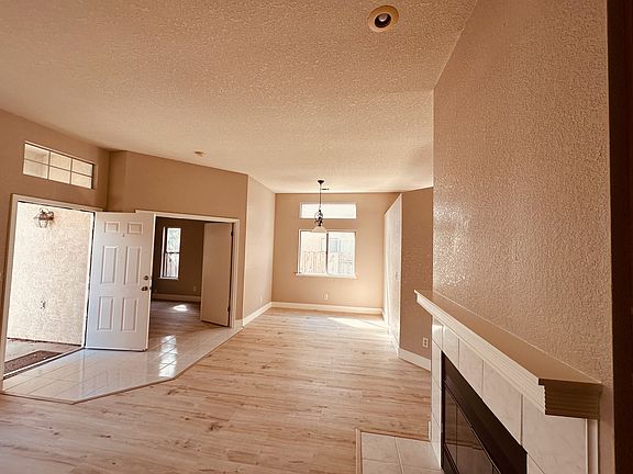 2nd image of 1089 Brick & Tile Cir