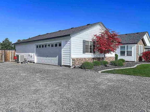4th image of 3508 Chardonnay Dr