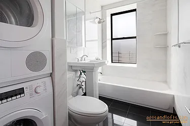 Rented by aptsandlofts.com