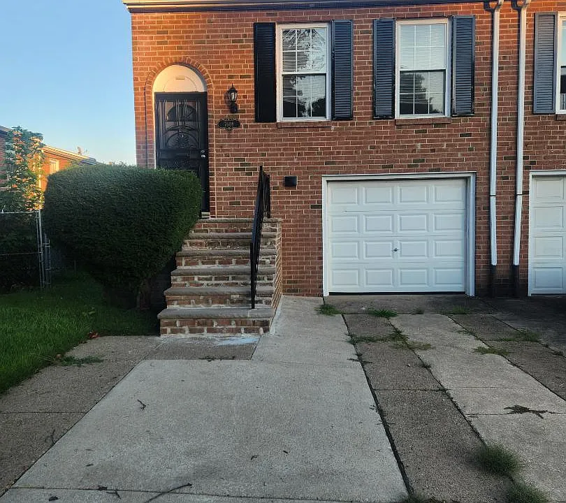 7608 Dicks Ave #1