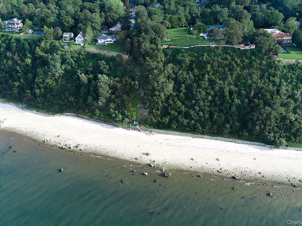 2nd image of 156 Maple Road