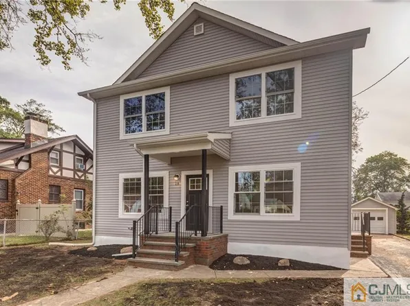 18 Ethel Pl, Metuchen, NJ 08840