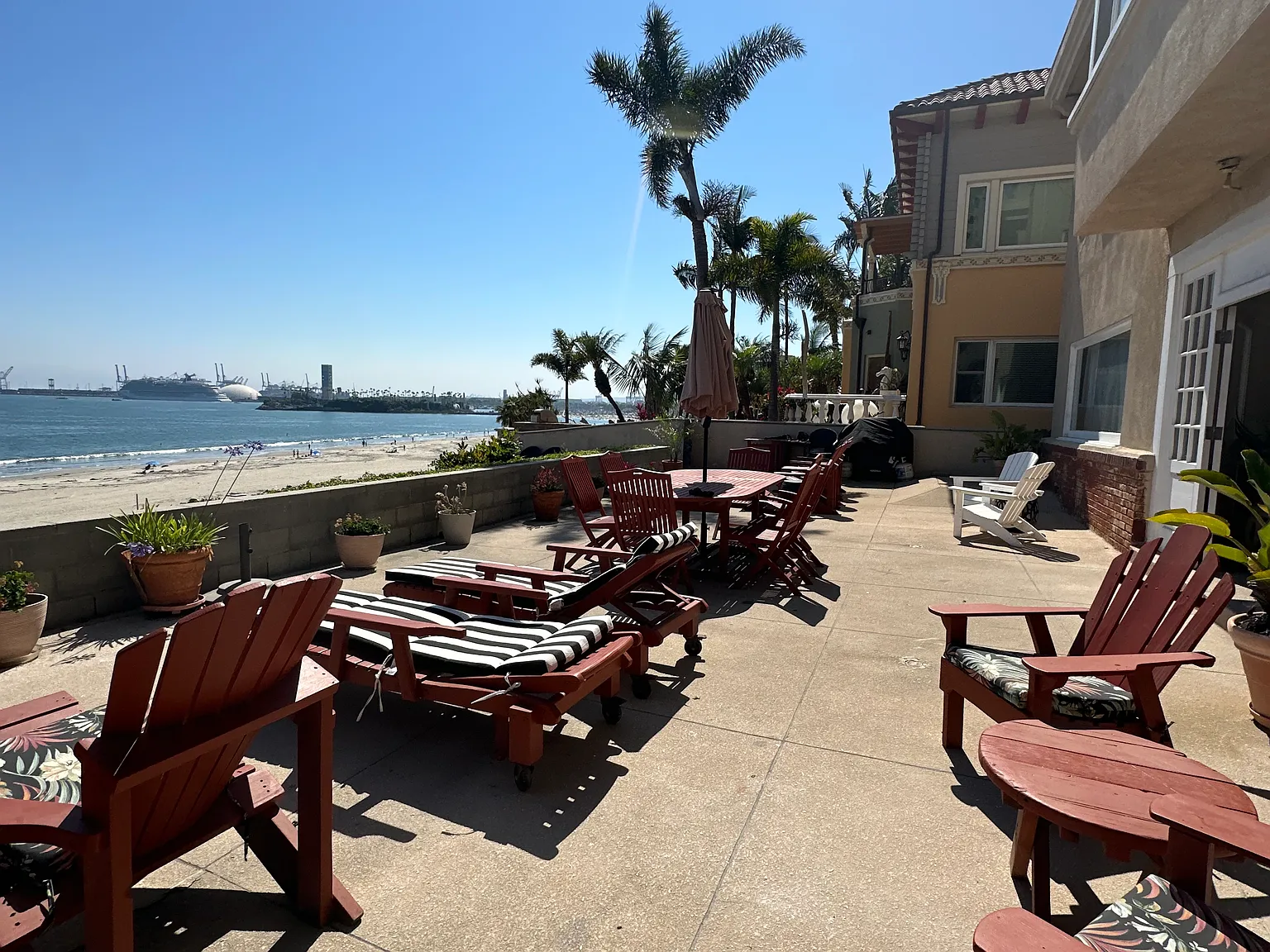 1616 E Ocean Blvd — Photo 2