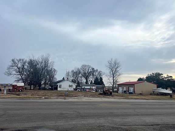 3rd image of 40980 State Route 49 Rd