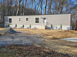 59-8 Kings Hwy, Ledyard, CT 06335