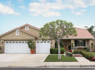 6343 Iris Ct, Corona, CA 92880