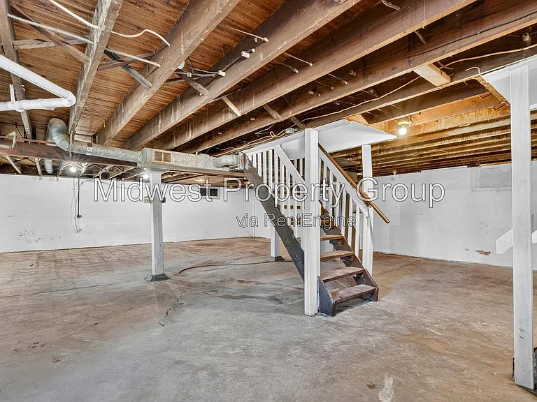 11560 Old Halls Ferry Rd — Photo 32