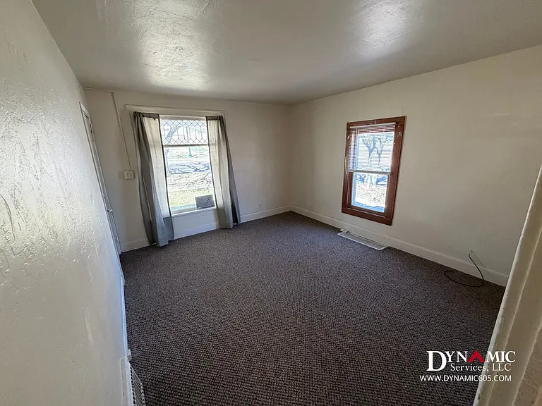 434 N Spring Ave | All Utilities Paid by Landlord — Photo 22