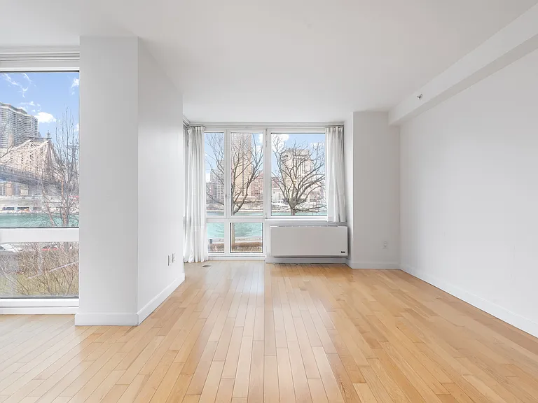 415 Main St #2-F — Photo 3
