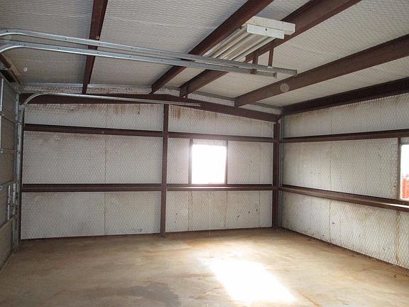 4th image of 120 Eagle Ave