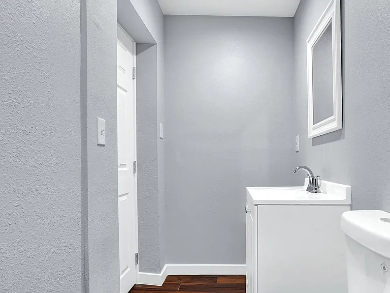 4603 Byron Street — Photo 17