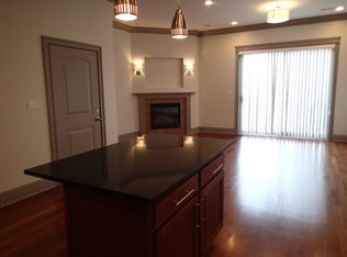 4412 S Indiana Ave APT 3S, Chicago, IL 60653