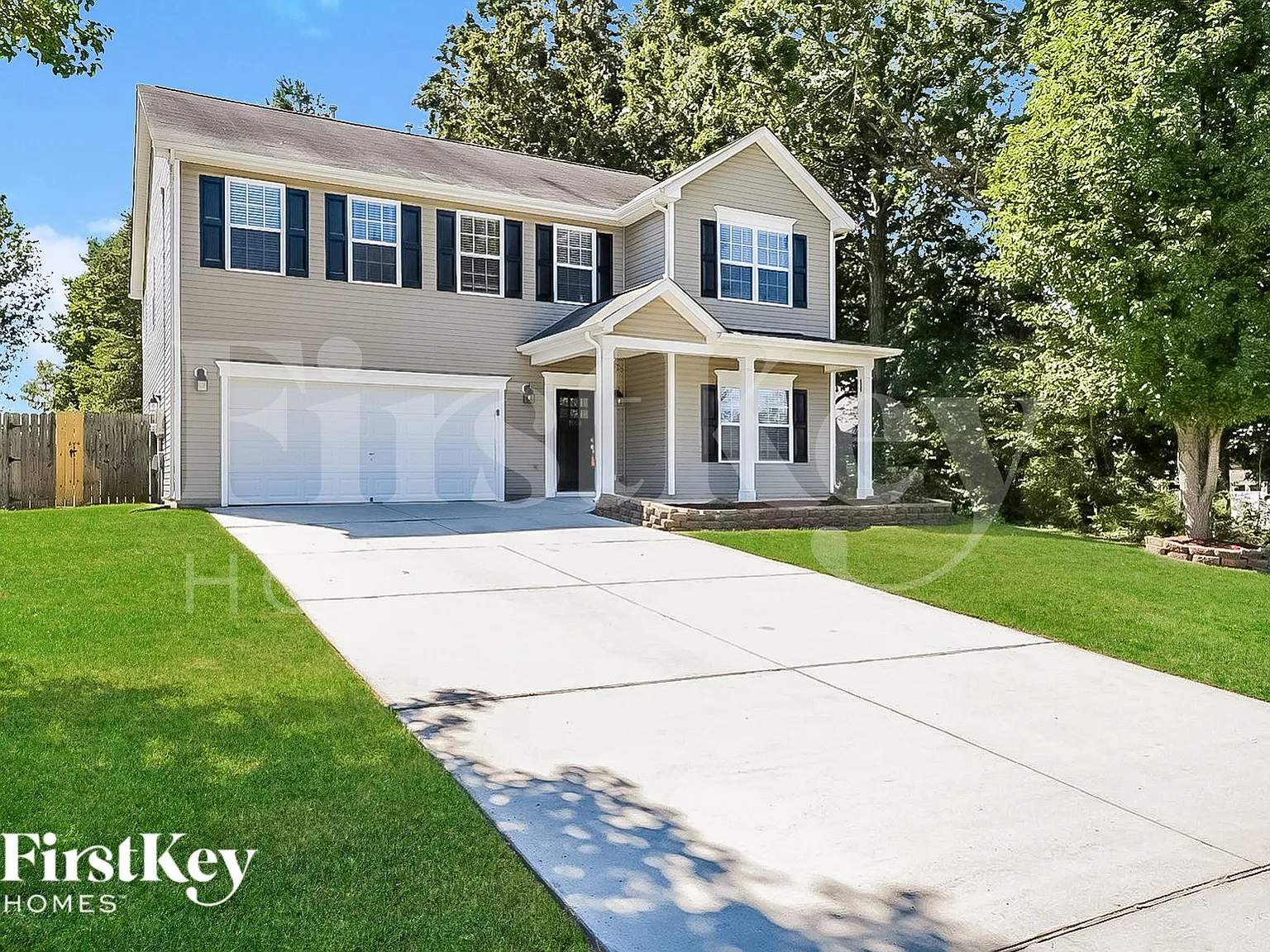 4 bed, 2.5 bath, 2958 sqft, $2,885 — Photo 2