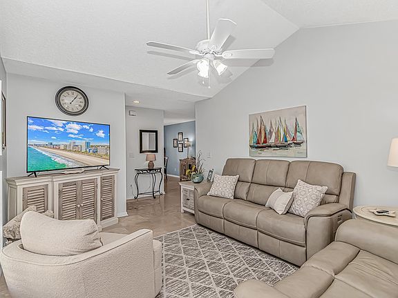 5th image of 4283 Rivergate Ln.