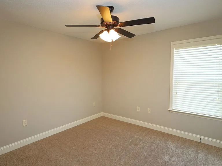 4110 Barrington Dr — Photo 12