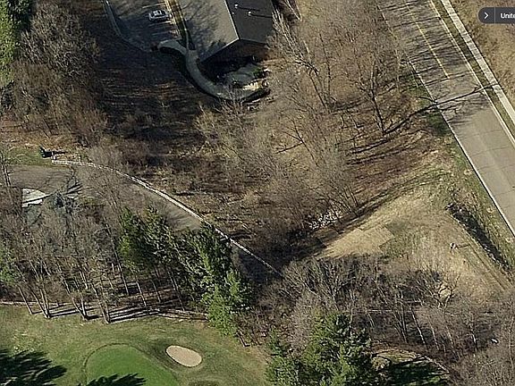 3rd image of 3003 Golfview Ln SW