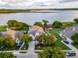 4025 Heron Cove Ln, The Colony, TX 75056