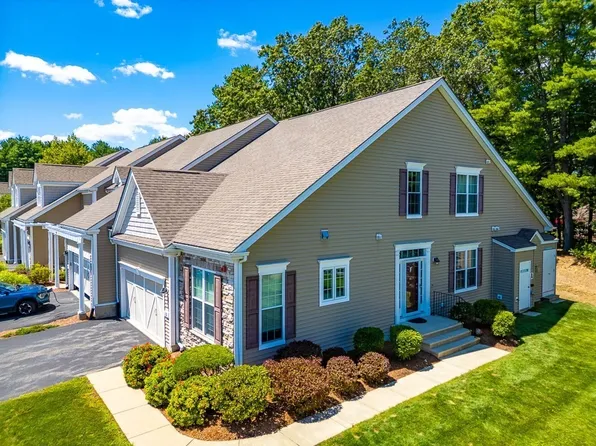 23 Kendall Ct Unit 23, Bedford, MA 01730
