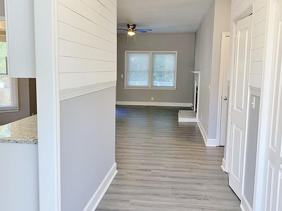 4th image of 3254 Priest Woods Dr