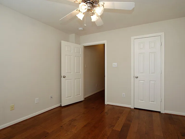 15938 Cottage Ivy Cir — Photo 26