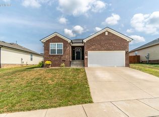 549 Sapphire Dr, Berea, KY 40403